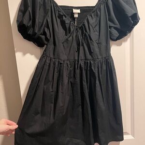 NWT Black Dress with pockets